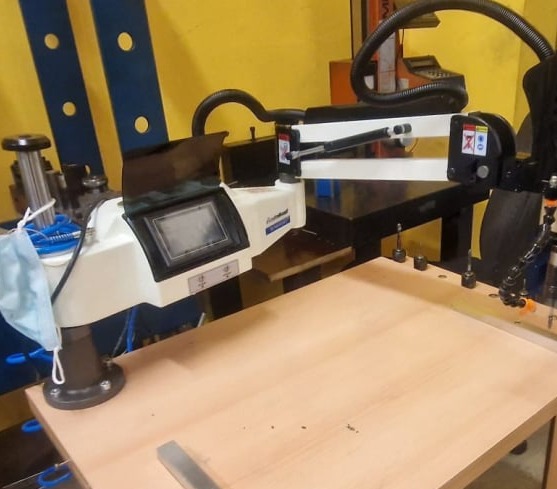 CNC Bearbeitungs-zentrum Micromill 800